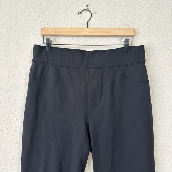 SPANX Ponte Ankle Legging Pants w Back Pockets in Black - Picture 2 of 10